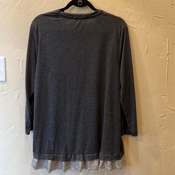 NWOT Acos & A womens top, gray/silver, XL - Picture 5 of 5